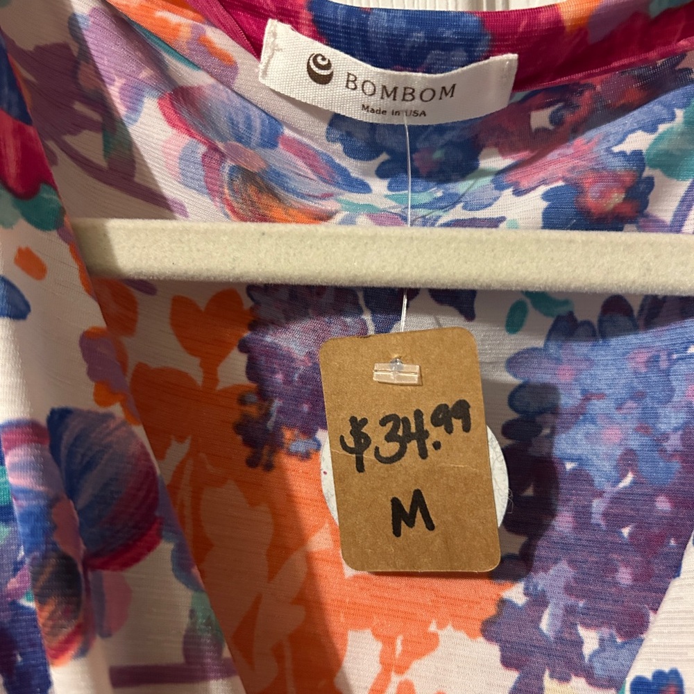 Floral V-Neck Wrap Top - Picture 2 of 6